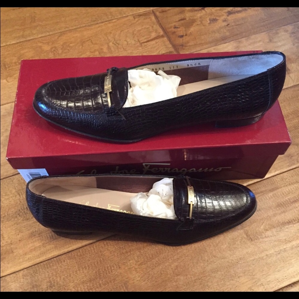SOLD—-Ferragamo Brown Croc Loafers - Picture 1 of 4